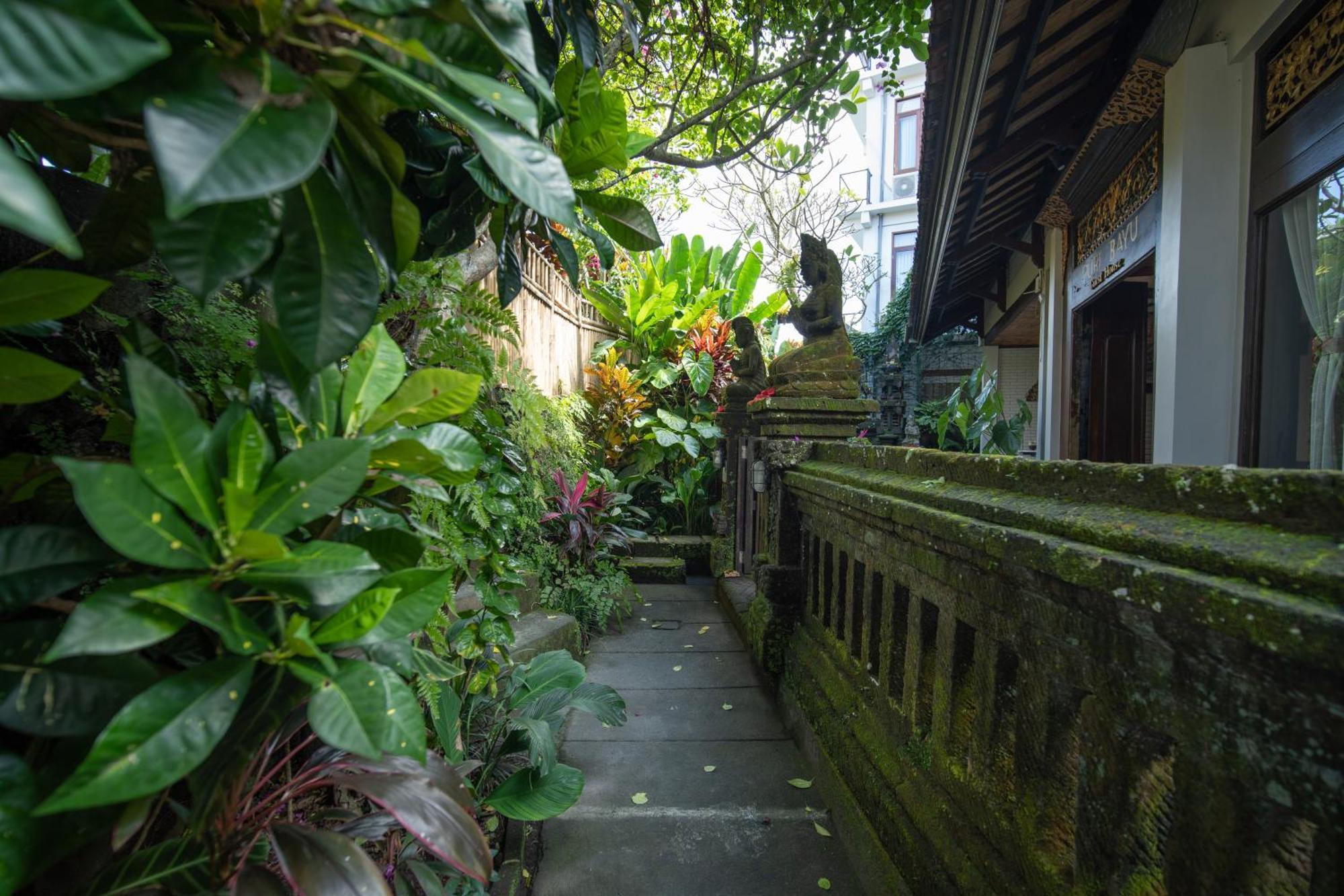 Puri Bayu Hotel Ubud  Exterior photo