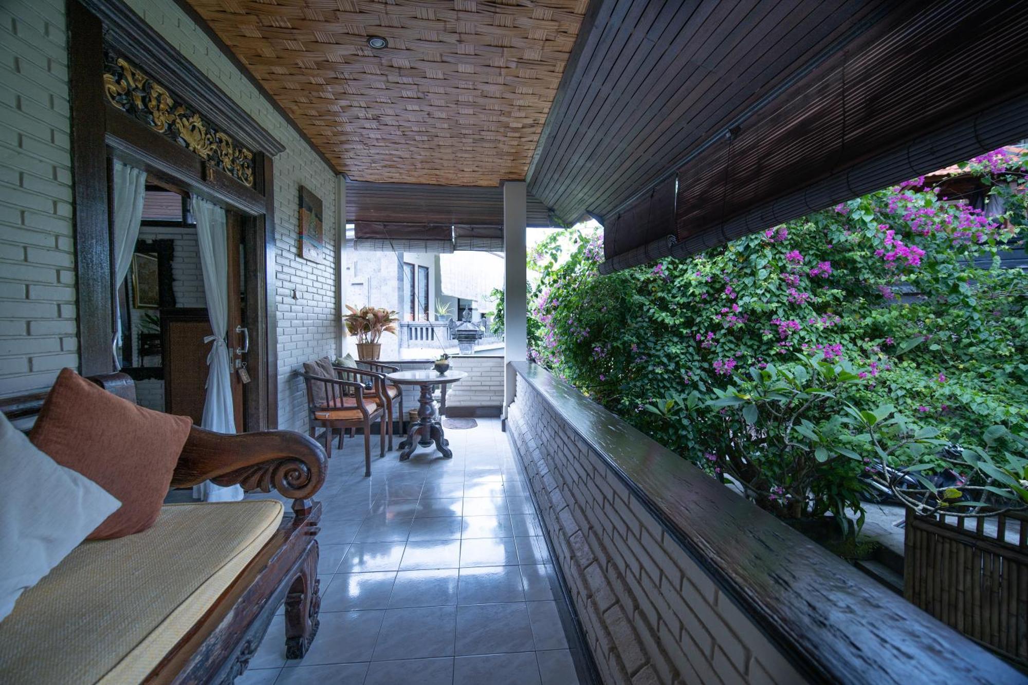Puri Bayu Hotel Ubud  Exterior photo